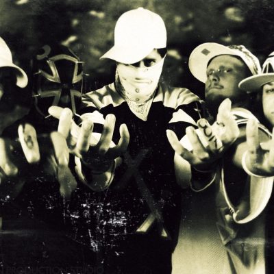 870_group_distress1_edit